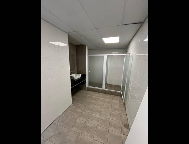914M² OFFICE TO LET IN BELVEDERE TYGERBERG
